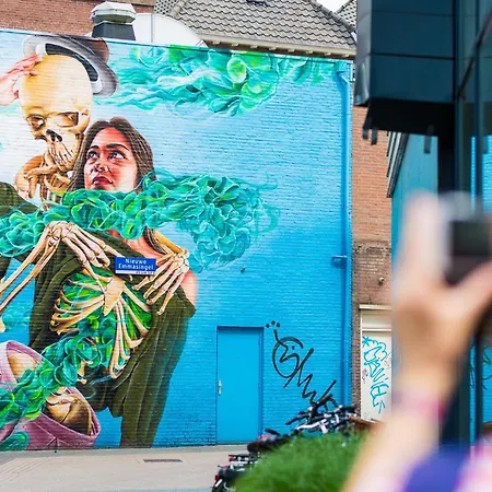 6p Newly Renovated With Unique Roof-terrace