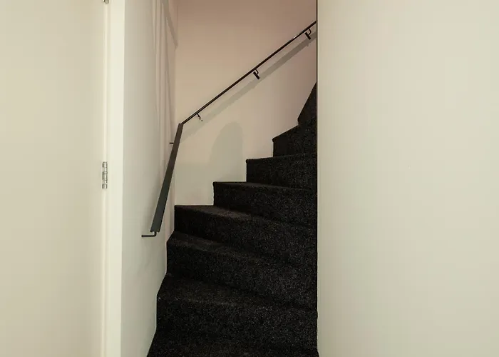 شقة 6p Newly Renovated With Unique Roof-terrace