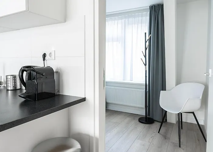 شقة 6p Newly Renovated With Unique Roof-terrace آيندهوفن