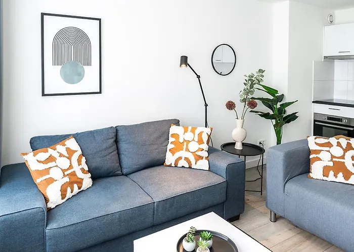 6p Newly Renovated With Unique Roof-terrace آيندهوفن