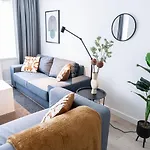 Апартаменты 6p Newly Renovated With Unique Roof-terrace *