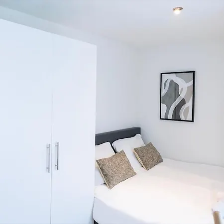 6p Newly Renovated With Unique Roof-terrace * Эйндховен