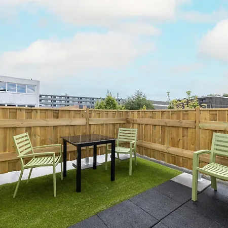 Apartman 6p Newly Renovated With Unique Roof-terrace *