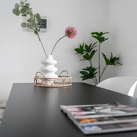 Апартаменты 6p Newly Renovated With Unique Roof-terrace *