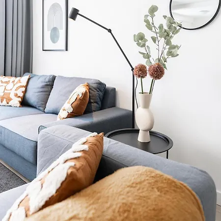 6p Newly Renovated With Unique Roof-terrace *