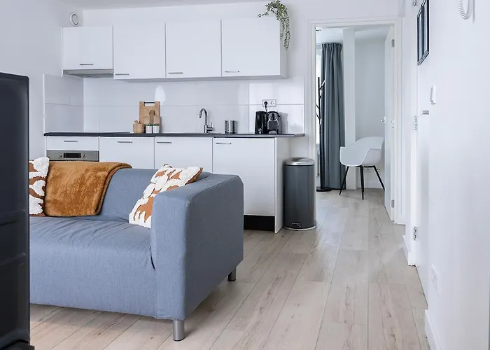 6p Newly Renovated With Unique Roof-terrace Αϊντχόφεν