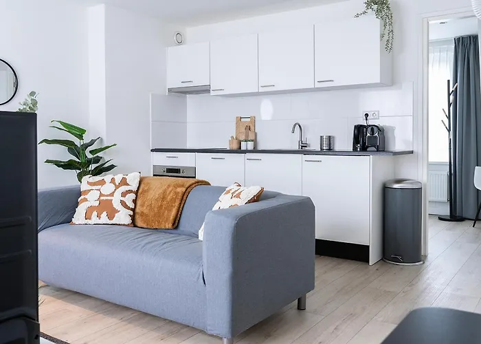 6p Newly Renovated With Unique Roof-terrace *