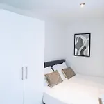 6p Newly Renovated With Unique Roof-terrace * Eindhoven