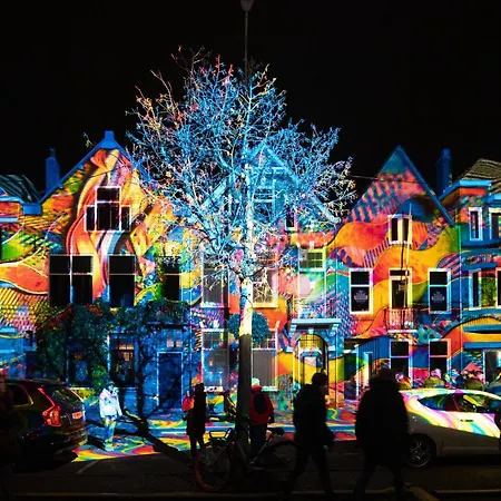 6p Newly Renovated With Unique Roof-terrace