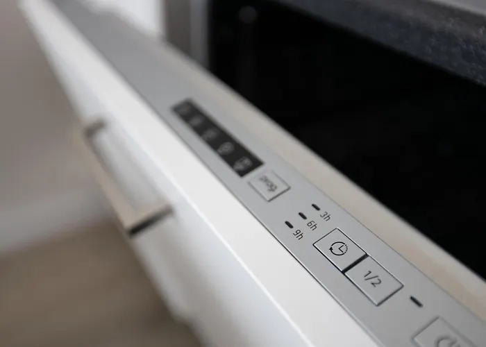 6p Newly Renovated With Unique Roof-terrace